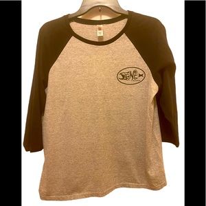 Hanes Fish N Wild Top Size Large